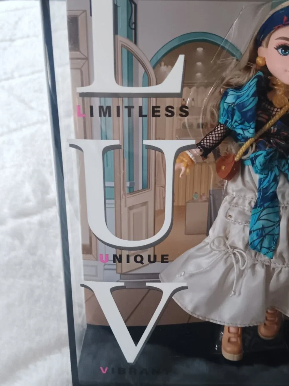 Luv Premium Collectible : 